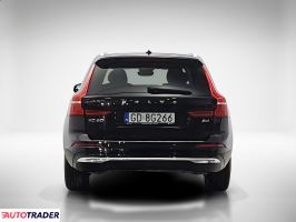 Volvo XC60 2022 2.0 197 KM