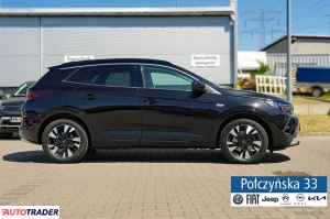 Opel Grandland X 2022 1.6 300 KM