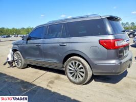 Lincoln Navigator 2021 3