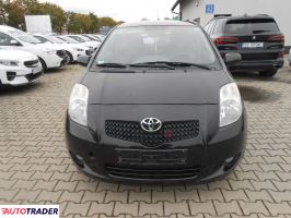 Toyota Yaris 2008 1.3 87 KM