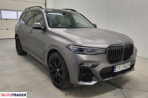 BMW Pozostałe 2021 4.4 530 KM