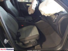 Volvo XC40 2025 2