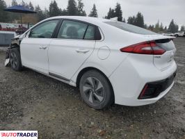 Hyundai IONIQ Hybrid 2019 1