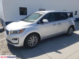 Kia Sedona 2019 3