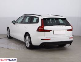 Volvo V60 2021 2.0 160 KM