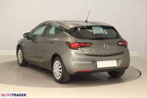 Opel Astra 2019 1.2 128 KM