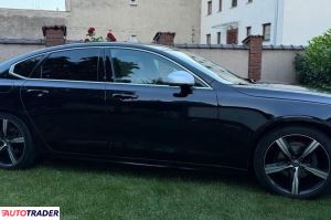 Volvo S90 2018 2.0 150 KM