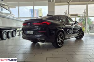 BMW X6 2021 4.4 530 KM