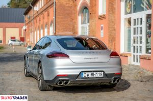 Porsche Panamera 2014 4.8 440 KM