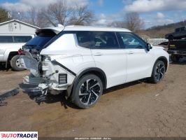 Mitsubishi Outlander 2024 2