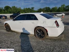 Chrysler 300C 2021 3