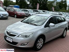 Opel Astra 2011 1.4 101 KM Opel Astra 2011 1.4 101 KM