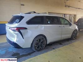 Toyota Sienna 2025 2