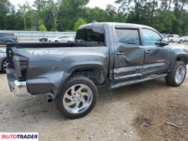 Toyota Tacoma 2019 3