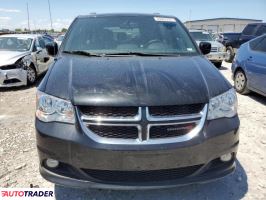 Dodge Grand Caravan 2018 3