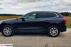 Volvo XC60 2018 2.0 150 KM
