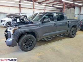 Toyota Tundra - zobacz ofertę