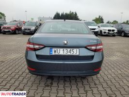 Skoda Superb 2019 2.0 150 KM