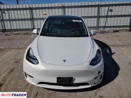 Tesla Model Y 2021 Tesla Model Y 2021