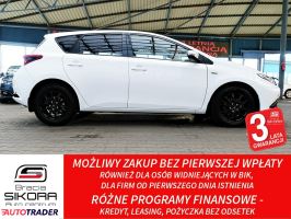 Toyota Auris 2019 1.4 100 KM