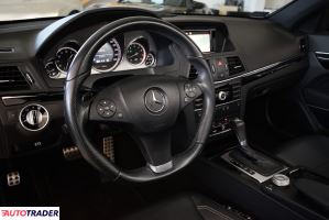 Mercedes E-klasa 2011 1.8 184 KM