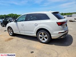 Audi Q7 2022 3