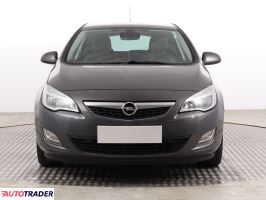 Opel Astra 2012 1.4 138 KM