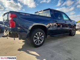 Chevrolet Silverado 2021 3