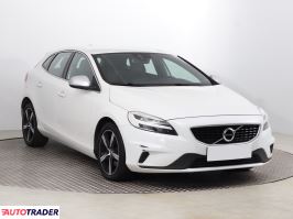 Volvo V40 2019 2.0 150 KM