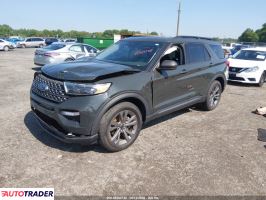 Ford Explorer 2021 2
