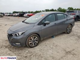 Nissan Versa - zobacz ofertę