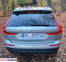 Volvo XC60 2018 2.0 254 KM