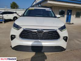 Toyota Highlander 2020 3