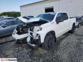 Chevrolet Silverado 2021 3