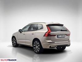 Volvo XC60 2023 2.0 250 KM