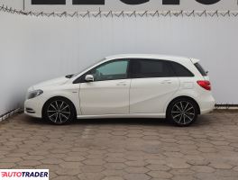 Mercedes B-klasa 2011 1.8 107 KM