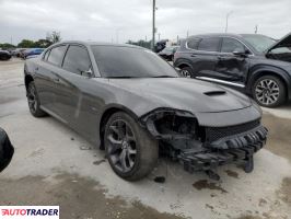 Dodge Charger 2019 5