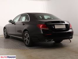 Mercedes E-klasa 2019 2.0 191 KM