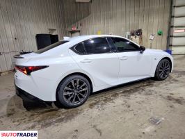 Lexus IS 2025 3