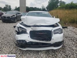 Chrysler 300C 2021 5