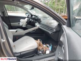 Hyundai Elantra 2023 2