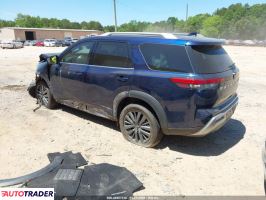 Nissan Pathfinder 2022 3