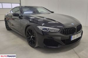 BMW 850 2019 4.4 530 KM