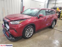 Toyota Highlander 2020 3