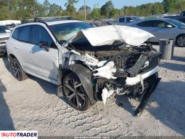 Volvo XC60 2022 2