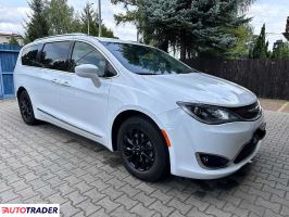 Chrysler Pacifica 2019 3.6 291 KM