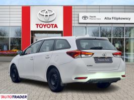 Toyota Auris 2017 1.4 90 KM