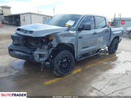 Toyota Tundra 2021 5