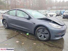Tesla Model 3 2022