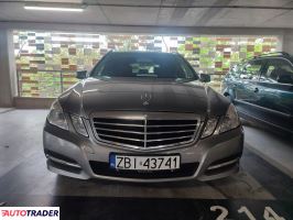 Mercedes E-klasa 2012 2.1 180 KM